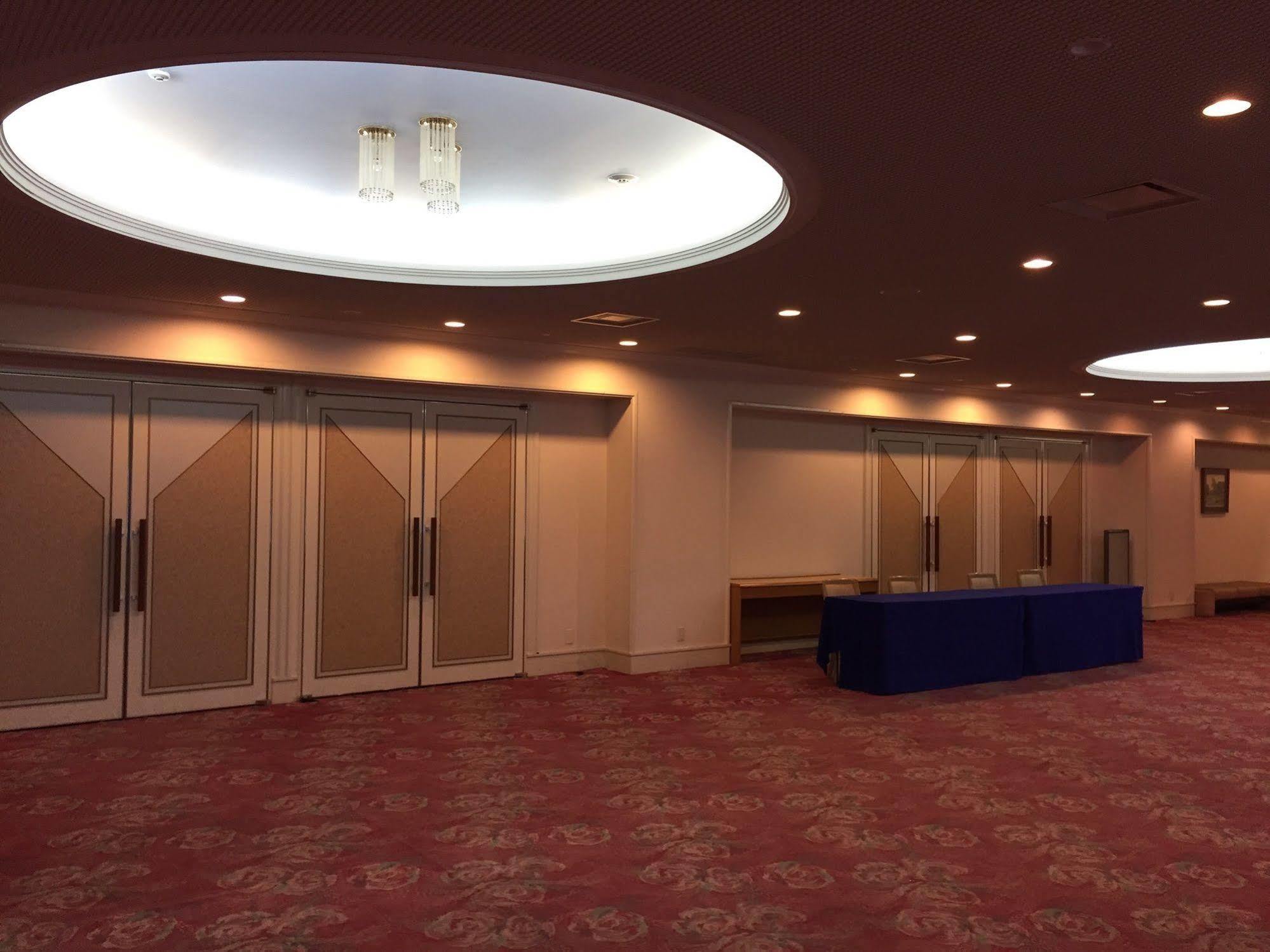Hotel Crown Hills Takefu Echizen  Exteriör bild
